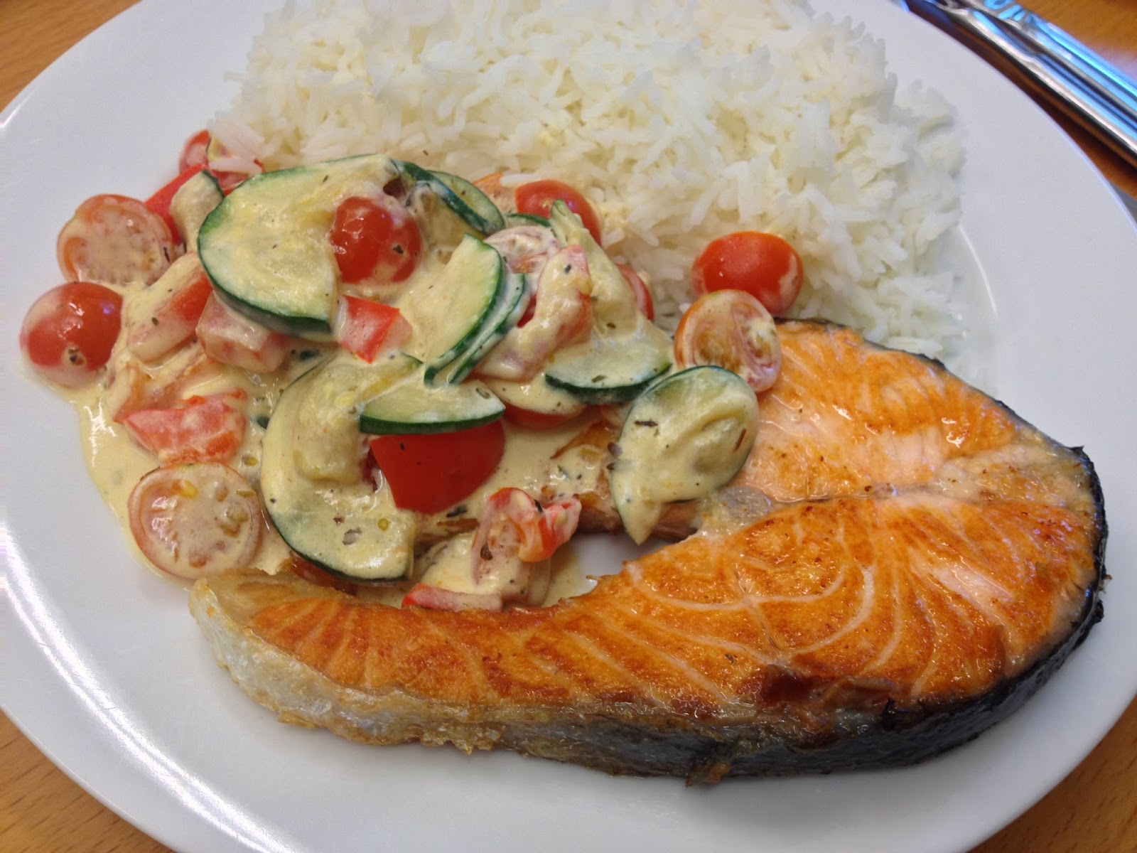 Lachssteak mit Mascorpone-Gemüse